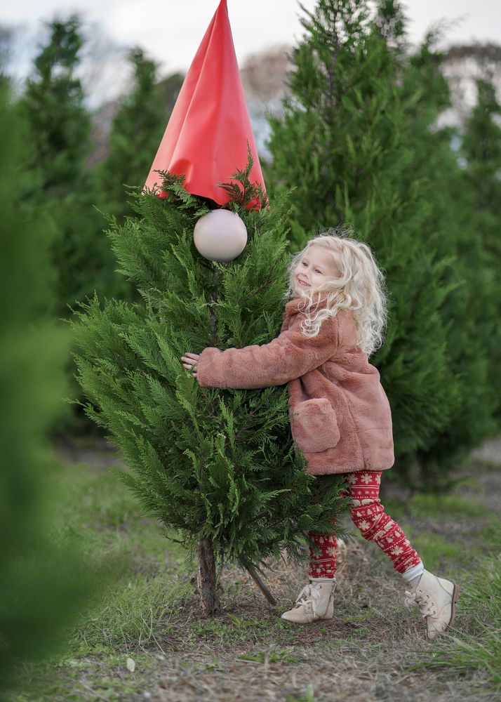 Photograph by Olya Lewis