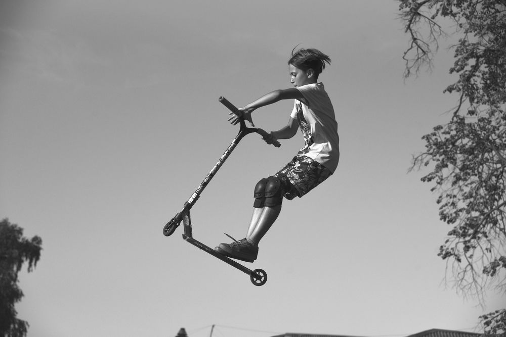 Парящий на скутере