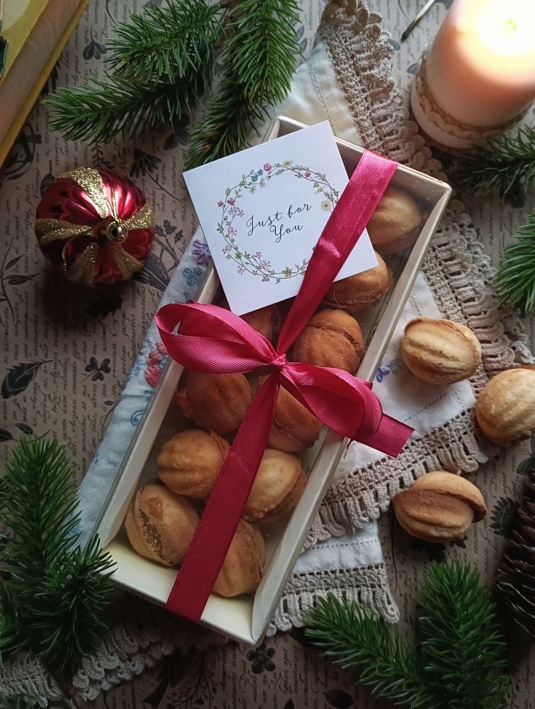 Привет из детства...Орешки.