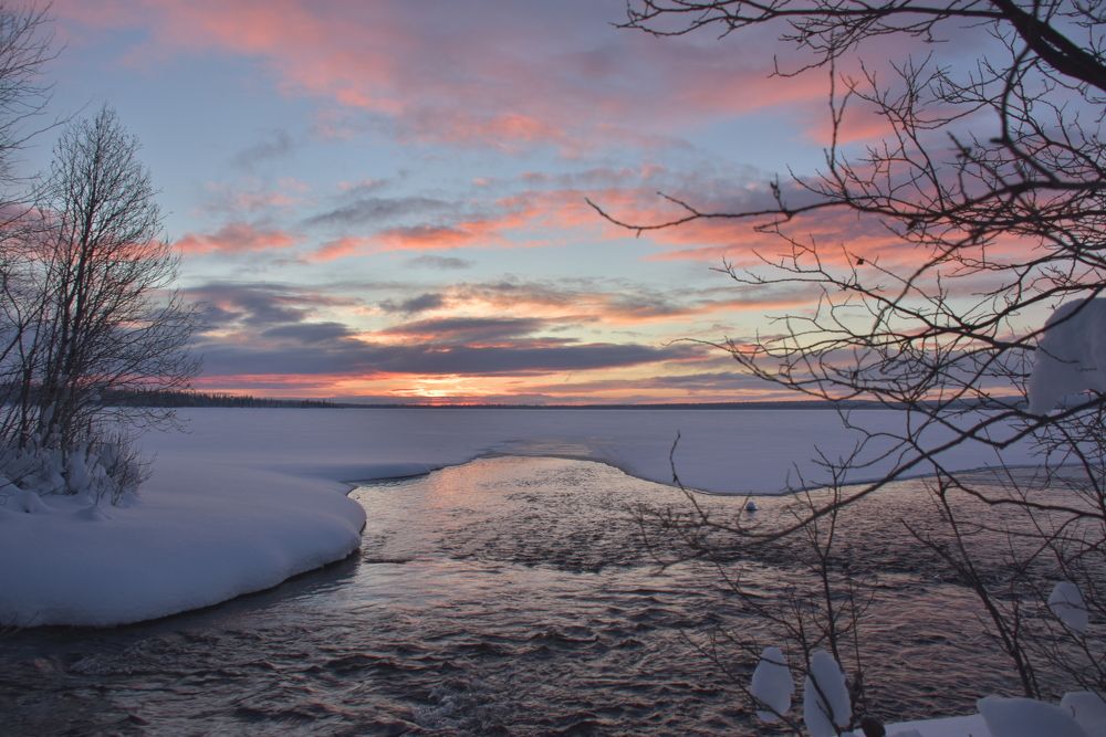 Коротким заполярным днём