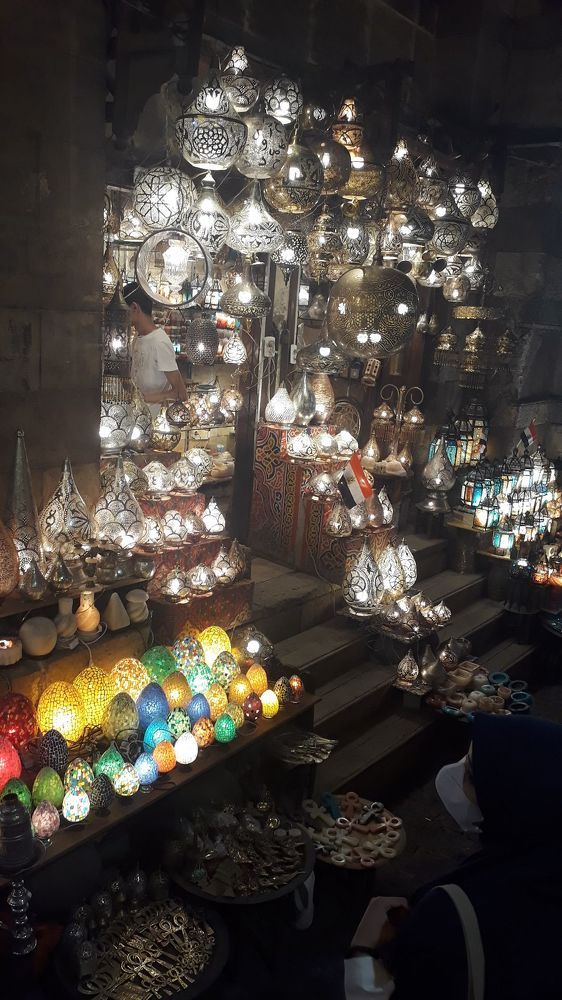 اضواء فى خان الخليلى