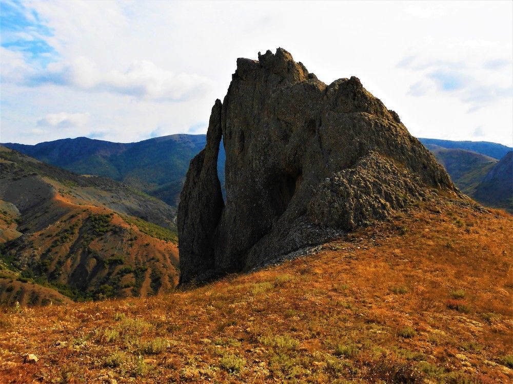 Гора Хашки-Кая, Междуречье