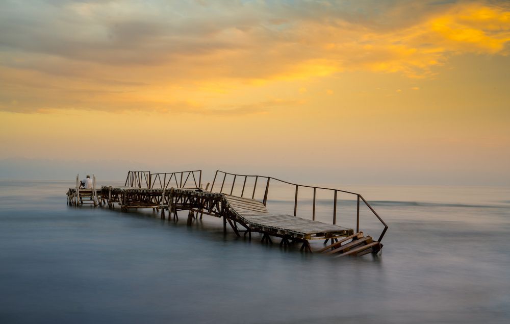 Отключился от мира