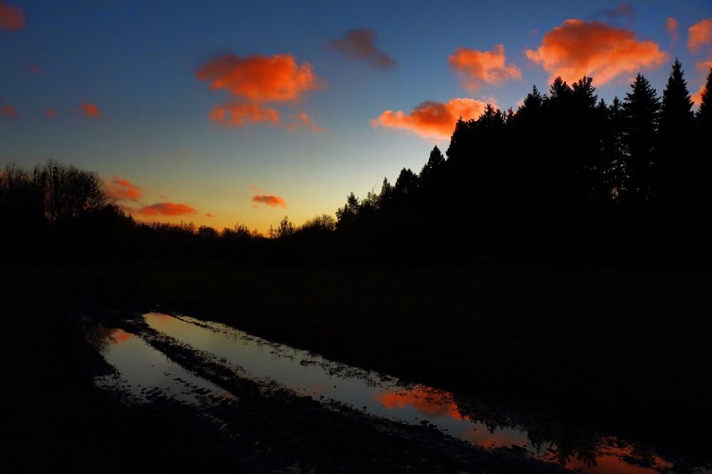 "Красные облака"