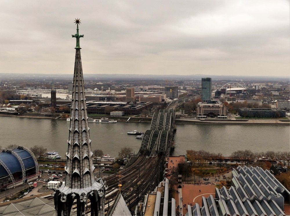 Кёльн с высоты птичьего полёта