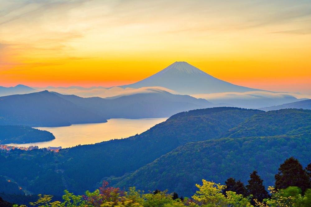 Photograph by Phùng Minh Long