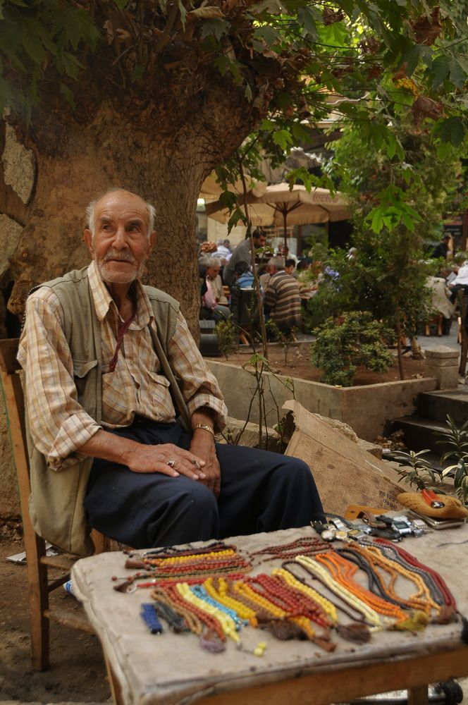 Kahribar Satıcısı