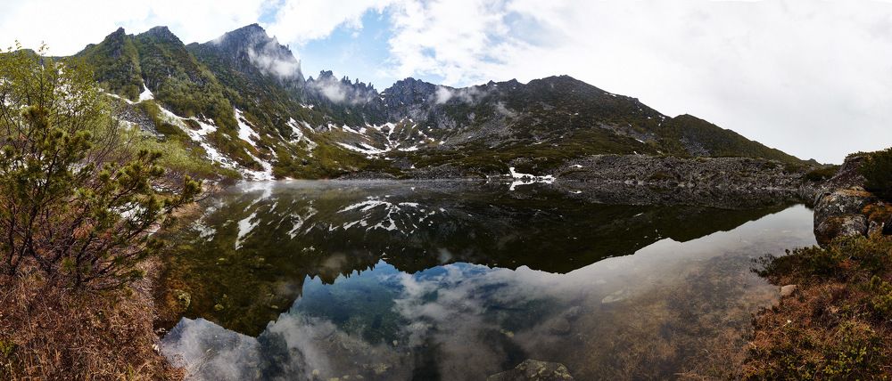 Photograph by Gene Oryx