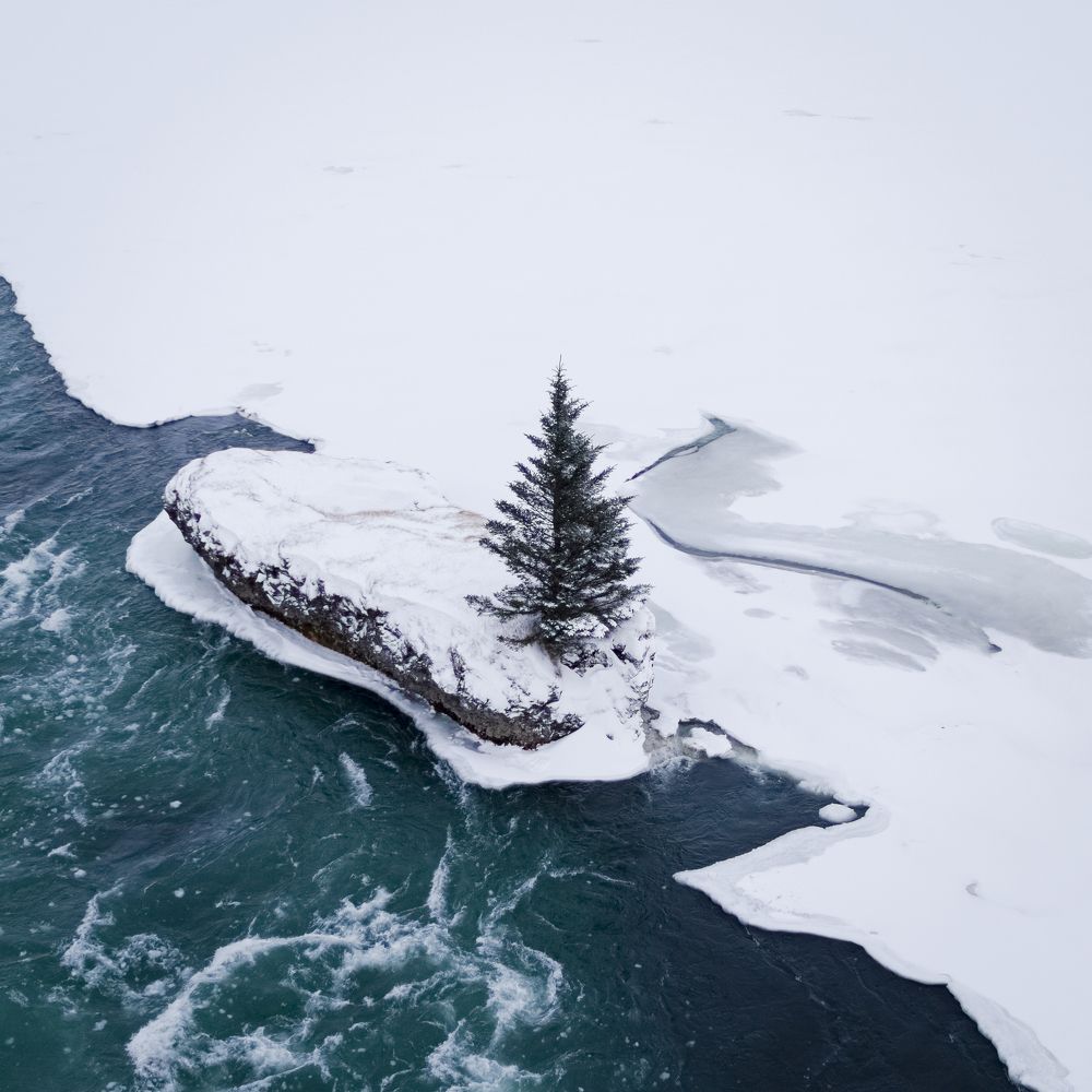 Photograph by Ruslan Stepanov