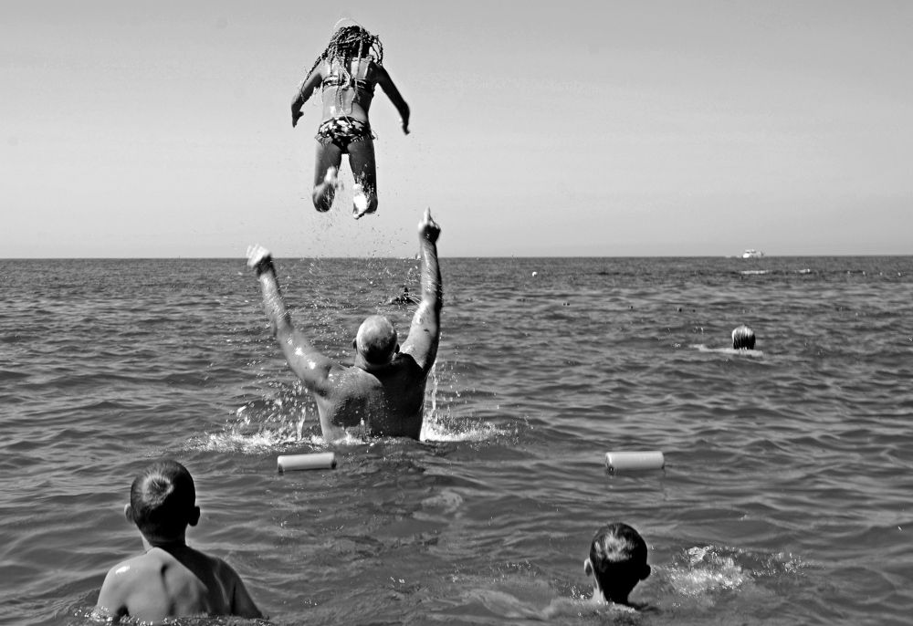 Бесстрашная сестрёнка.