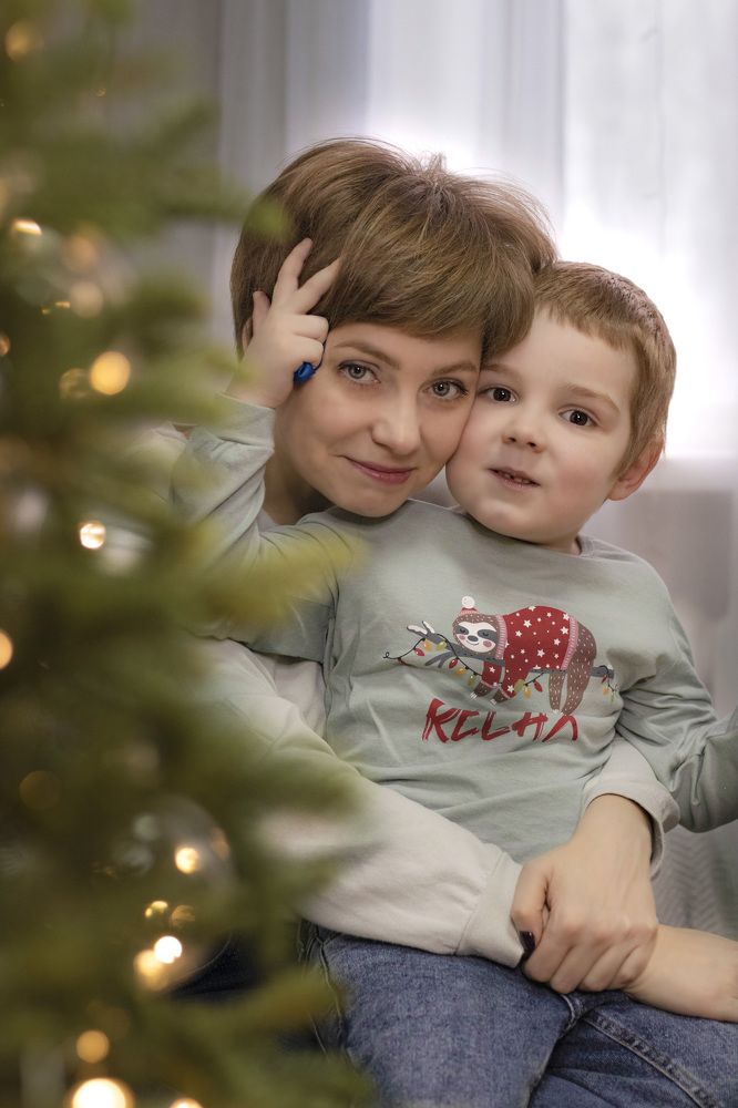 Photograph by Mari Kir