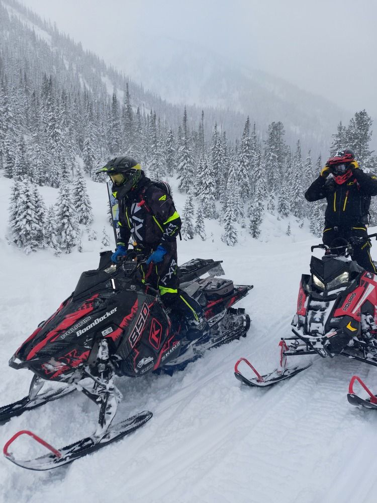 Катание на снегоходах