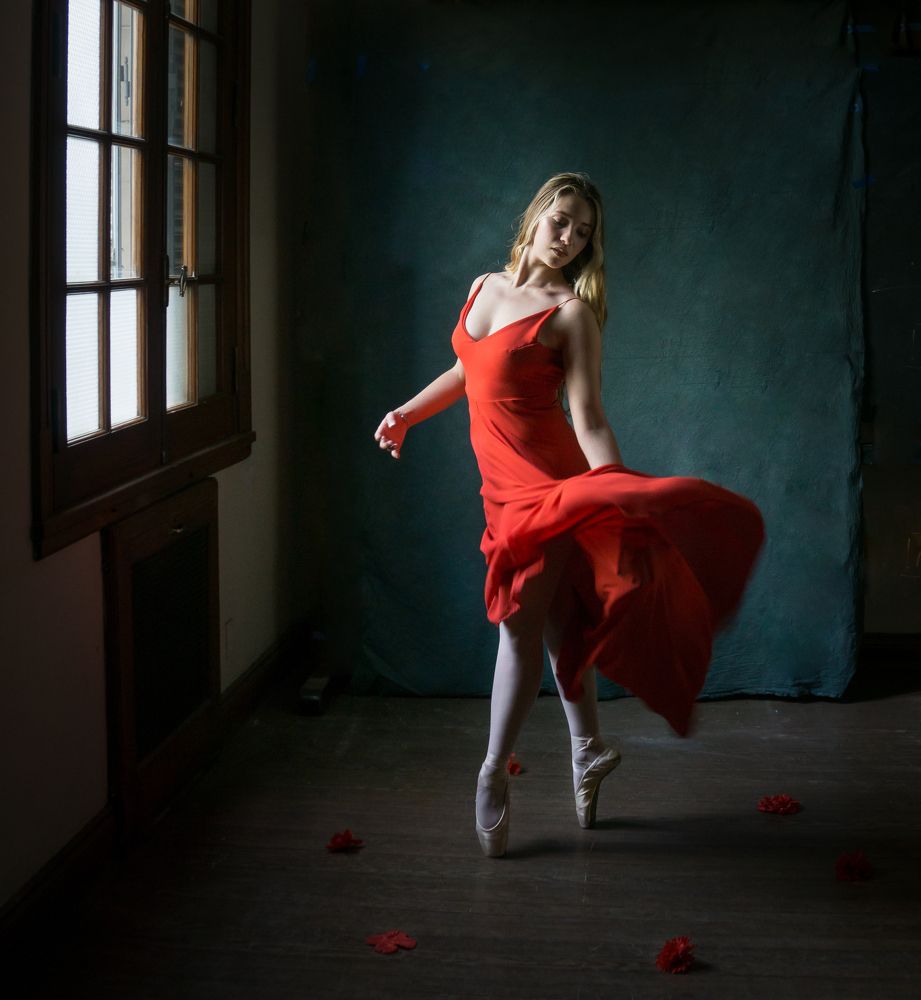 Фотография автора LORNA AGUIRRE