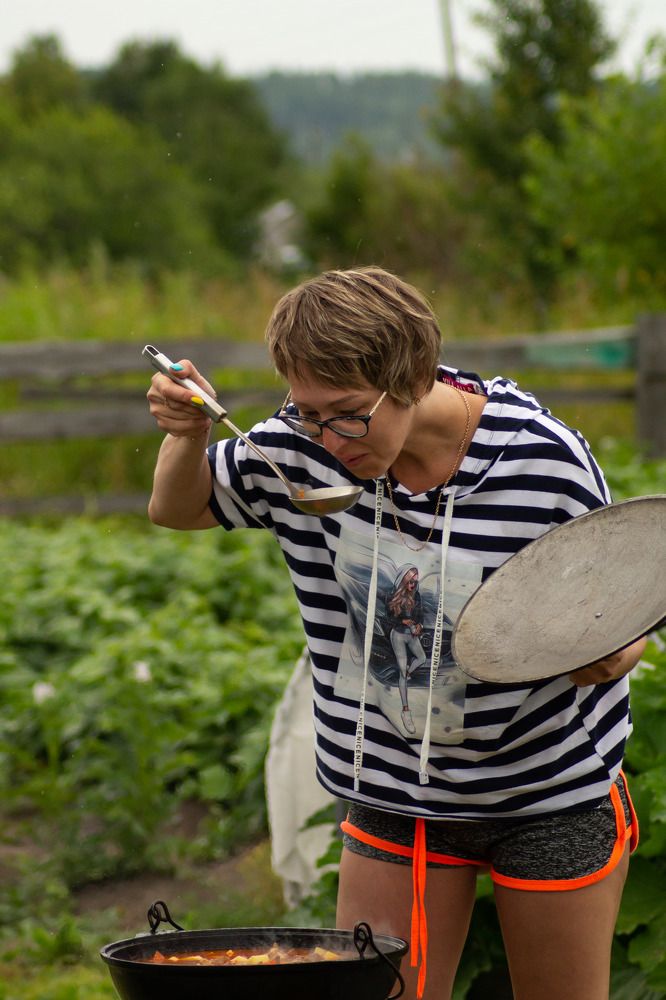 Хорошо на даче летом.