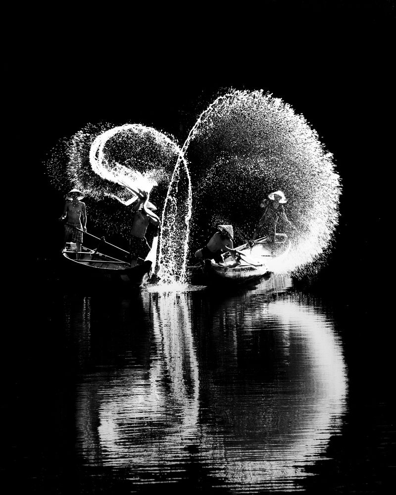 Photograph by Đào Cảnh