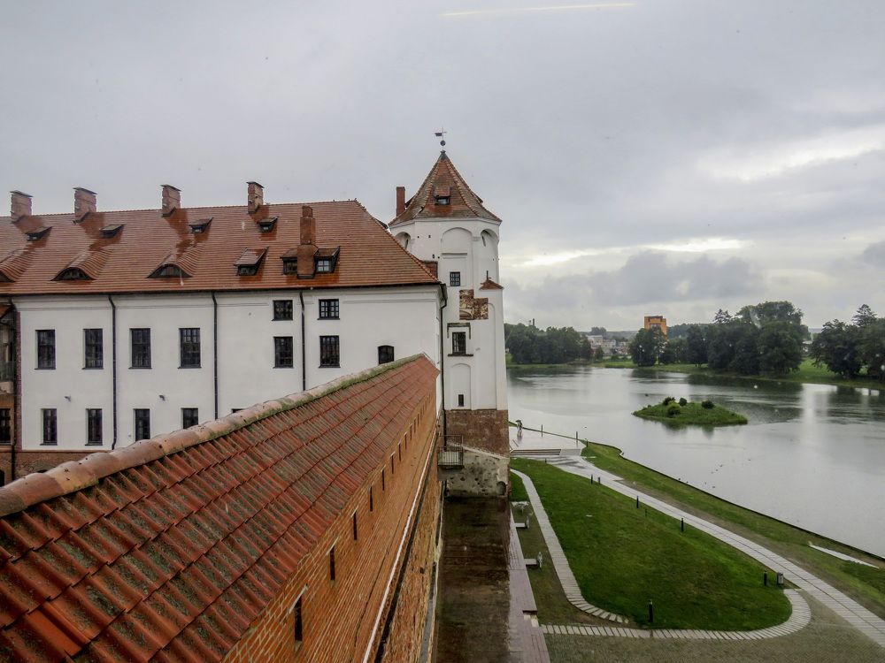 Mir Castle