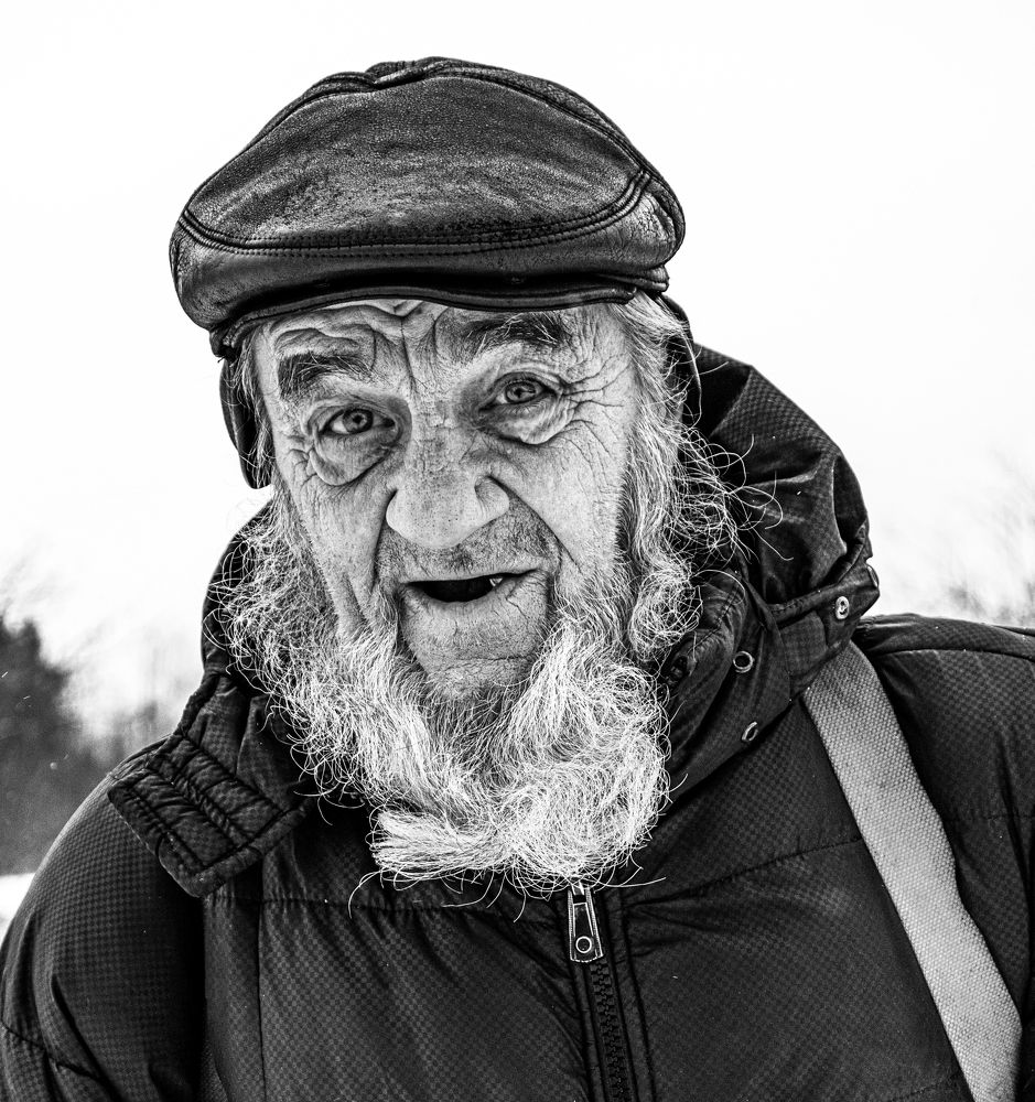 Николай, житель деревни Шабарденки