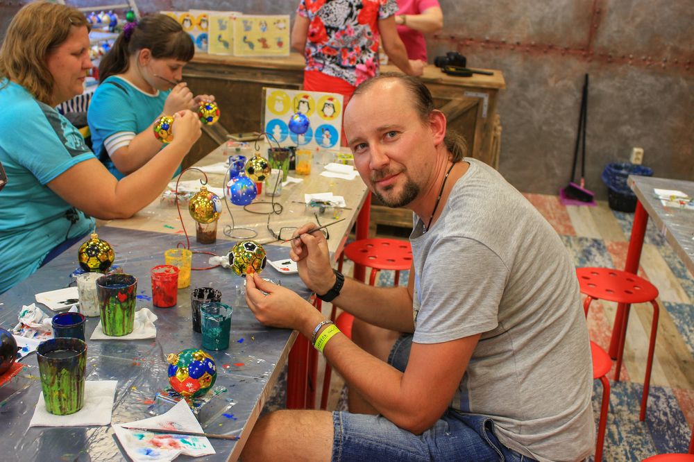 Фотография автора Александр Довганюк