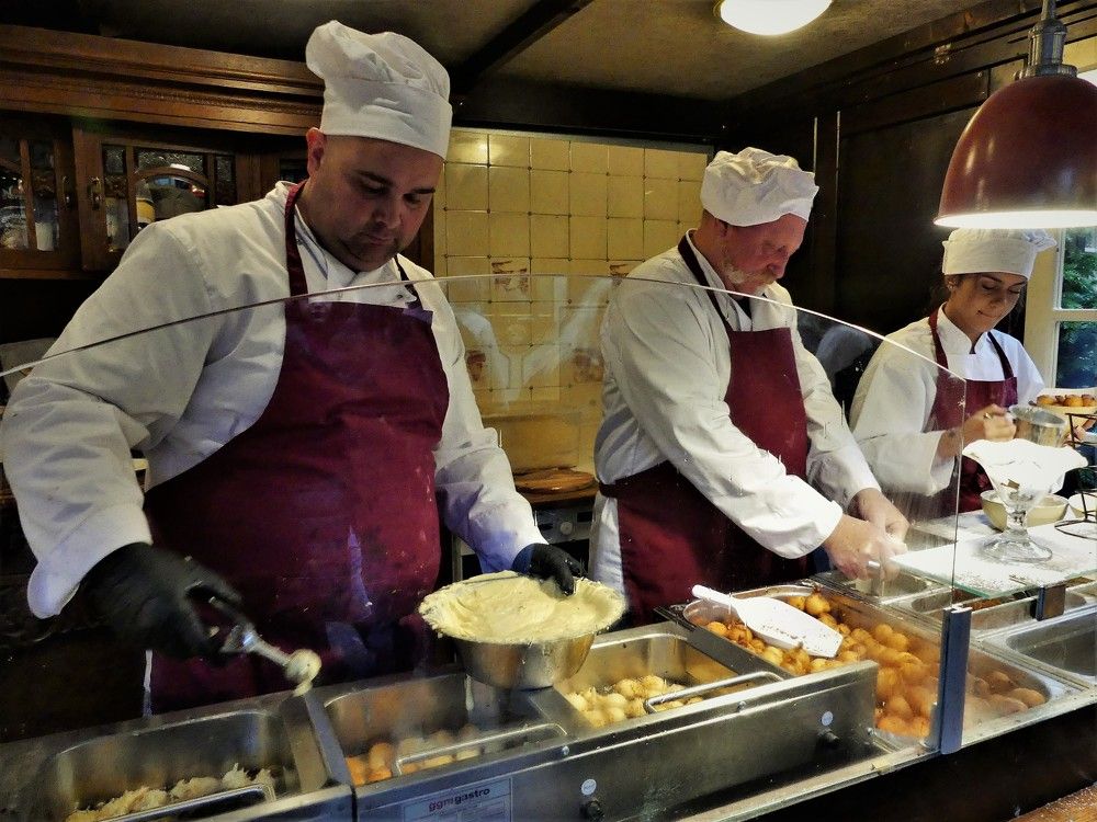 Дружное трио