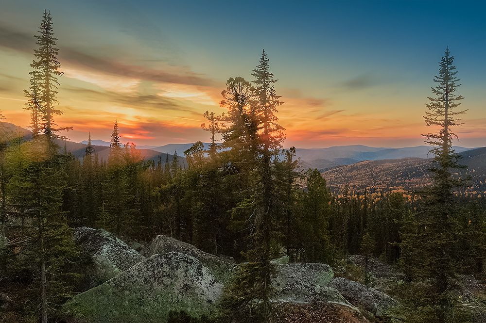 На закате дня.