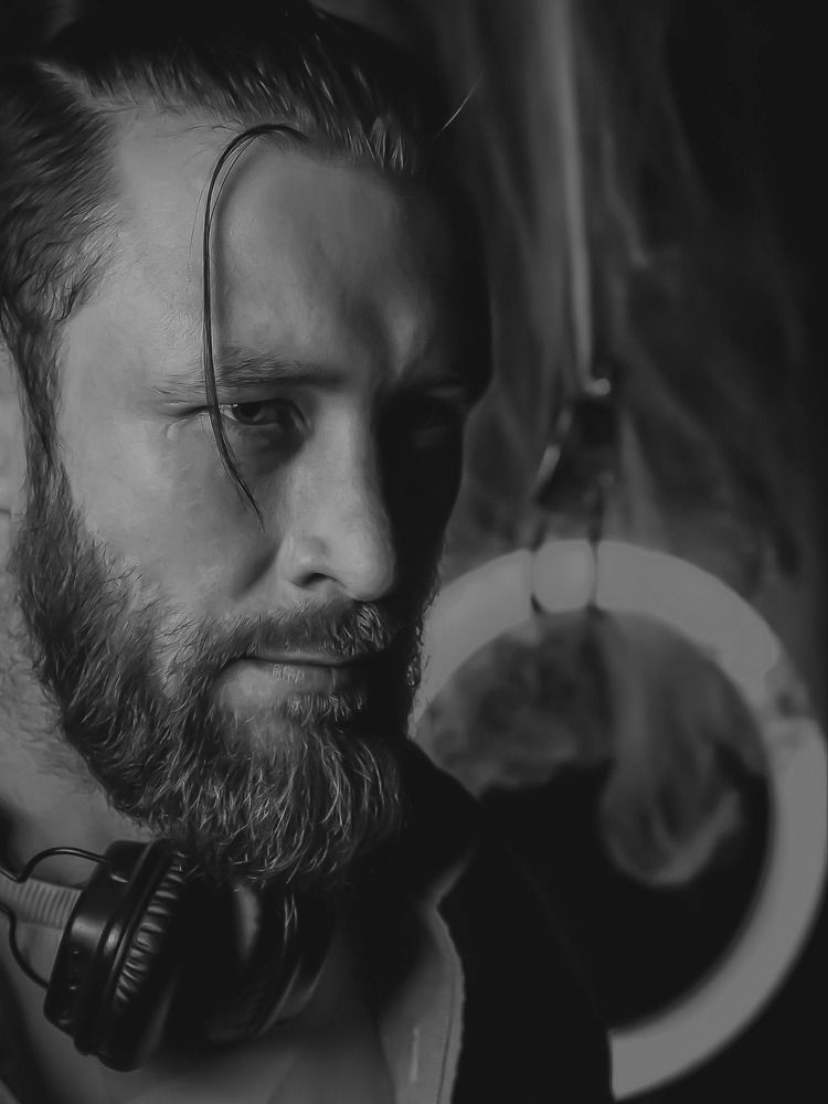 Фотография автора Павел Самотёс