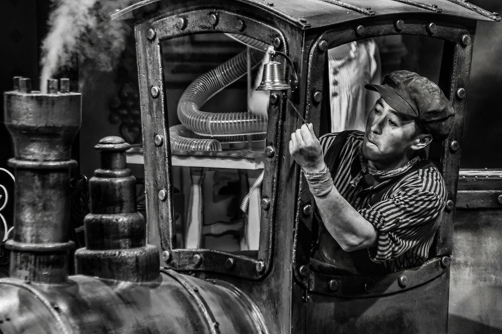 Photograph by Robert Juvet