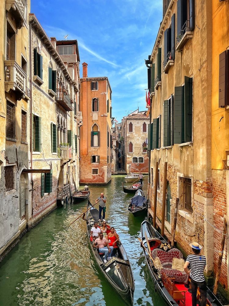 Гондольеры.