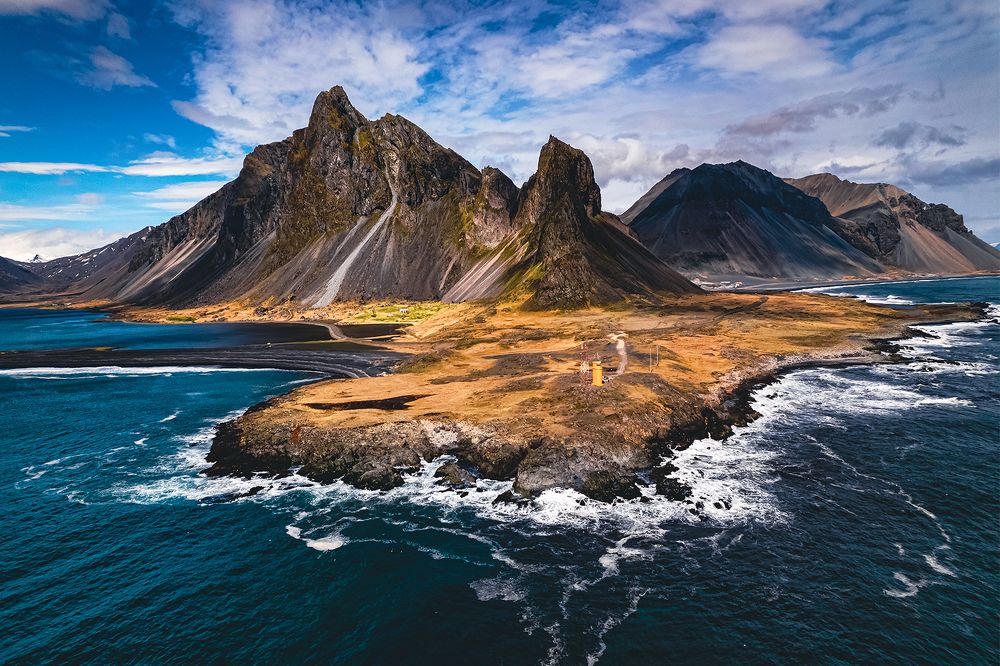 Photograph by Robert Juvet