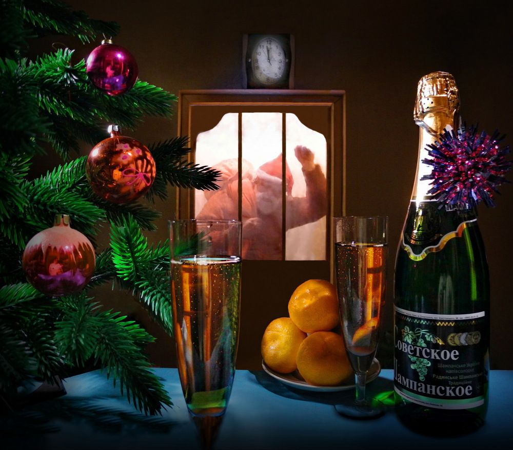 Дед Мороз у дверей.