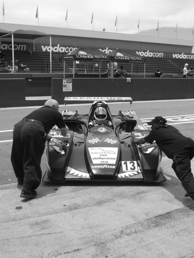 Photograph by Engelbrecht Midge