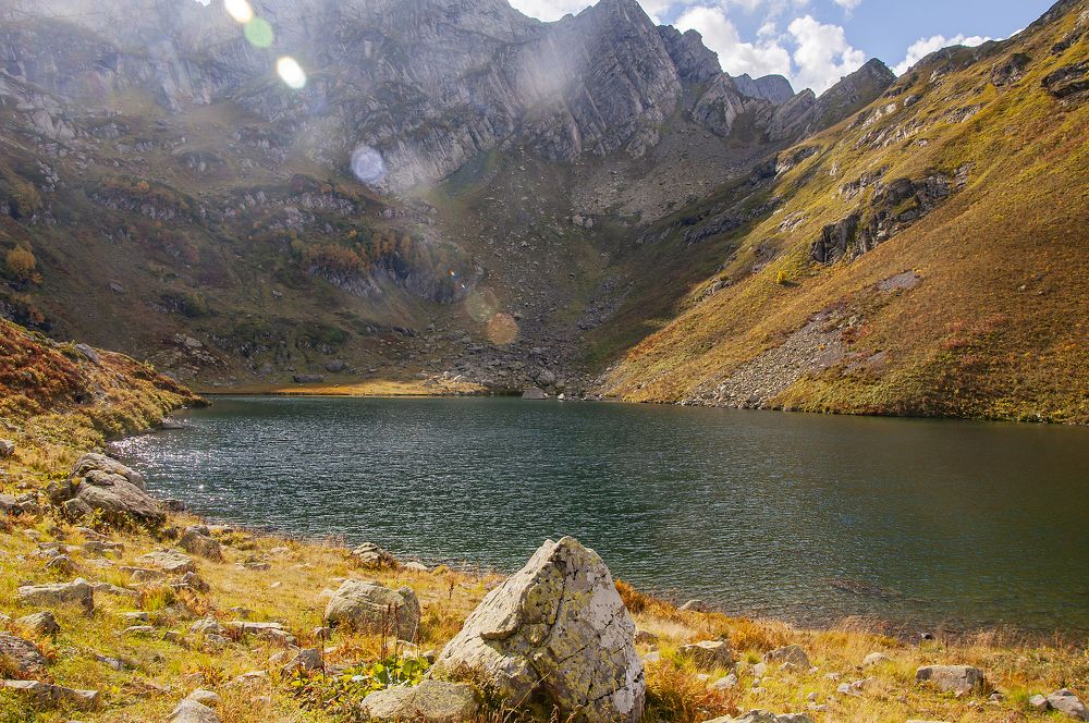 Озеро Мзы (Абхазия)