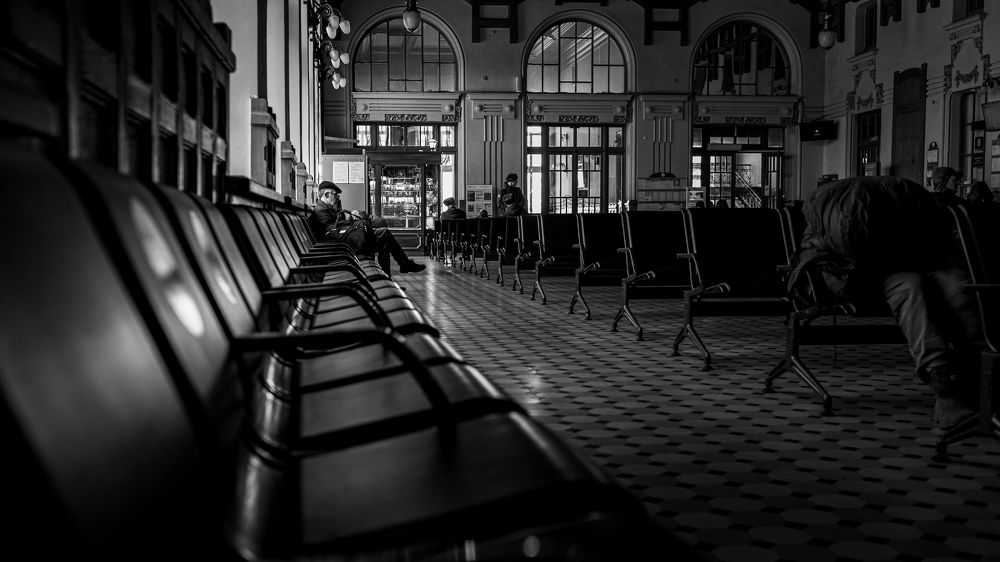 Две стороны