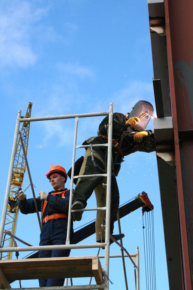 А мы монтажники-высотники...