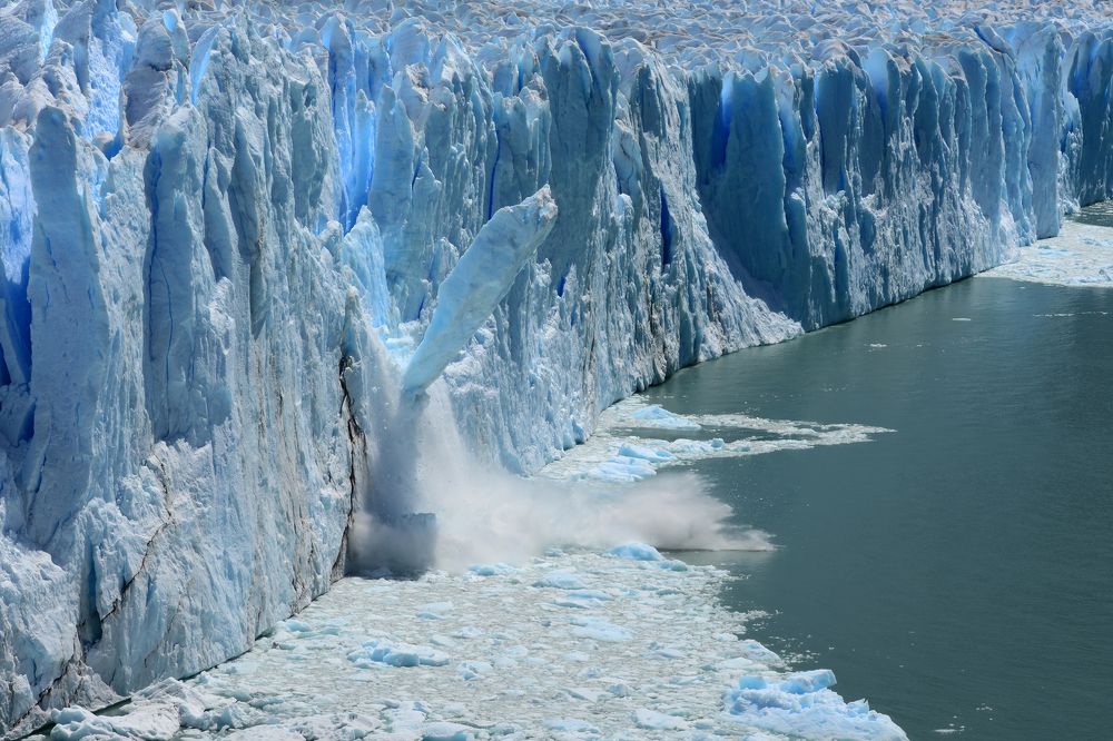 Photograph by SI SABER LOTFI