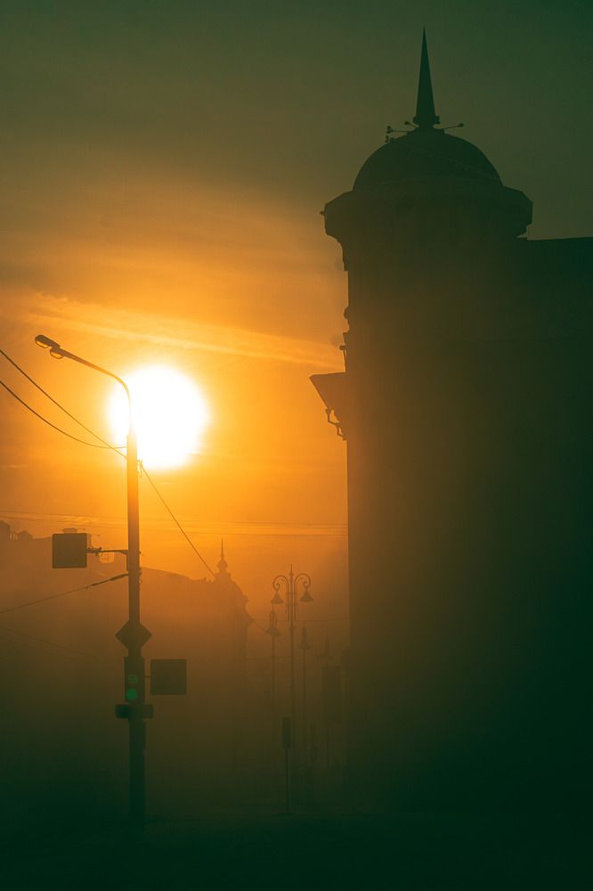 Восход солнца над городом