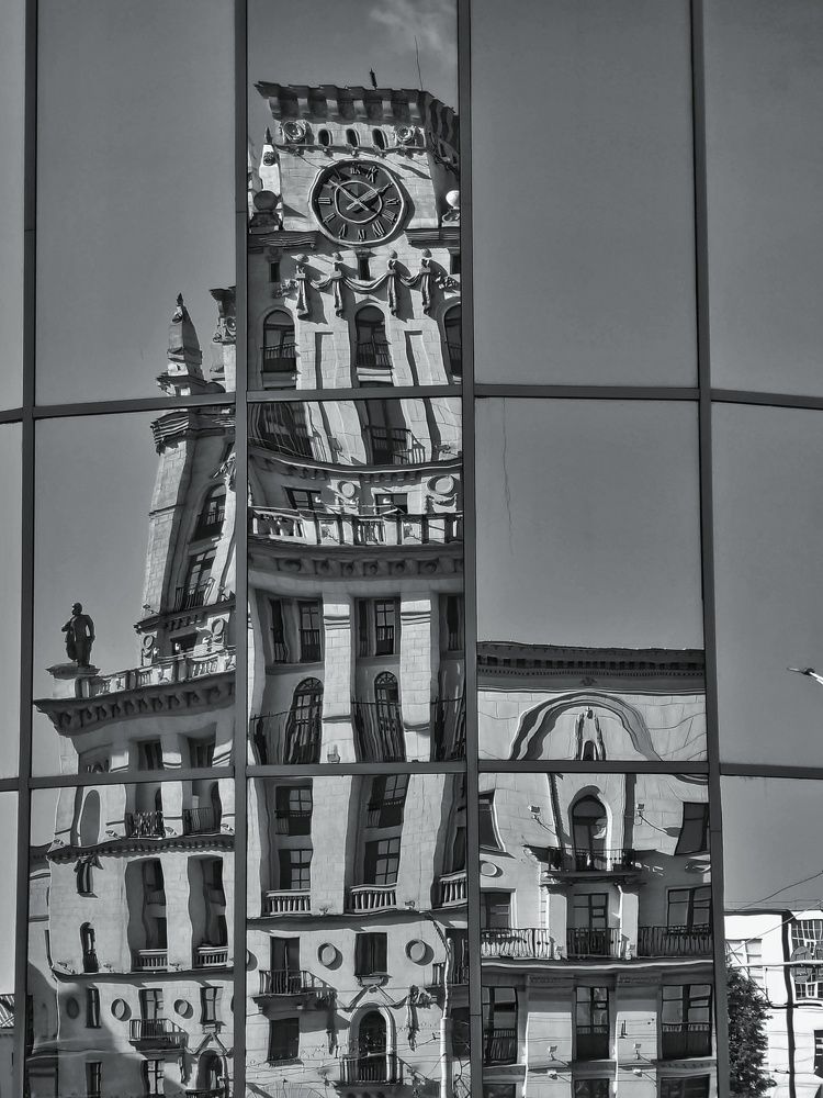 Фотография автора Максим Светличный