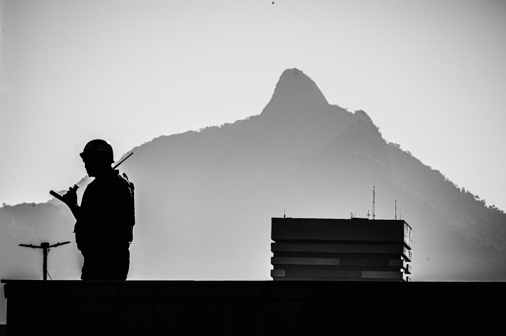 SOMBRAS DE UM RIO DE JANEIRO