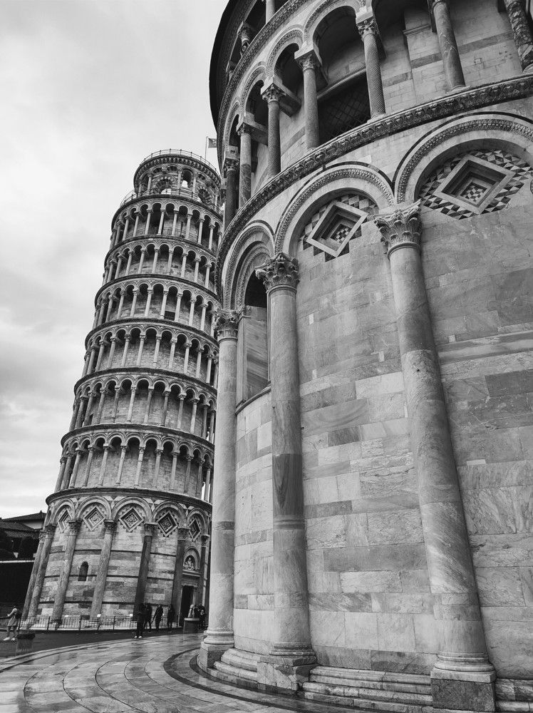 Photograph by Lina Invers