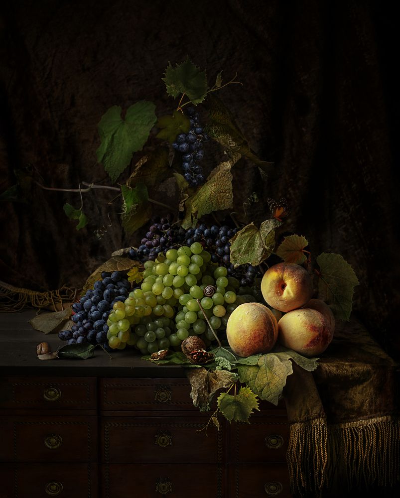 Голландский натюрморт, три персика