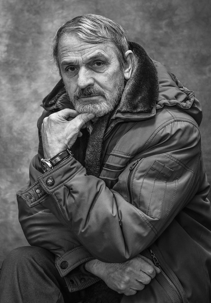 Пожилой мужчина портрет