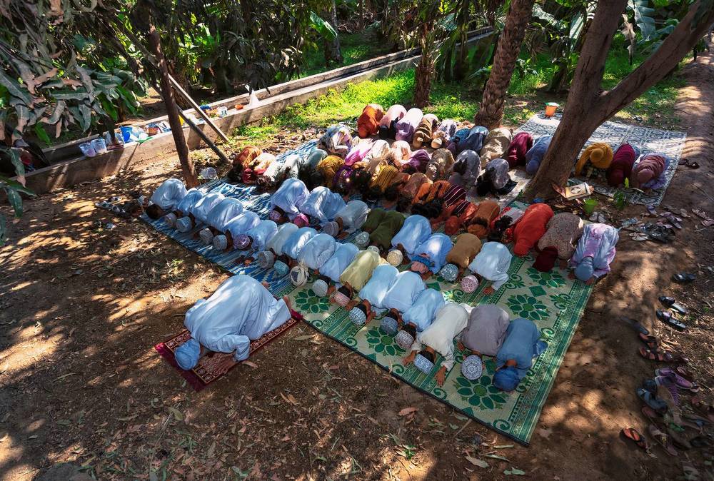 Teaching children in the past in the Sultanate of Oman