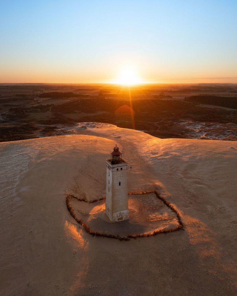 Photograph by Vahan Amatuni