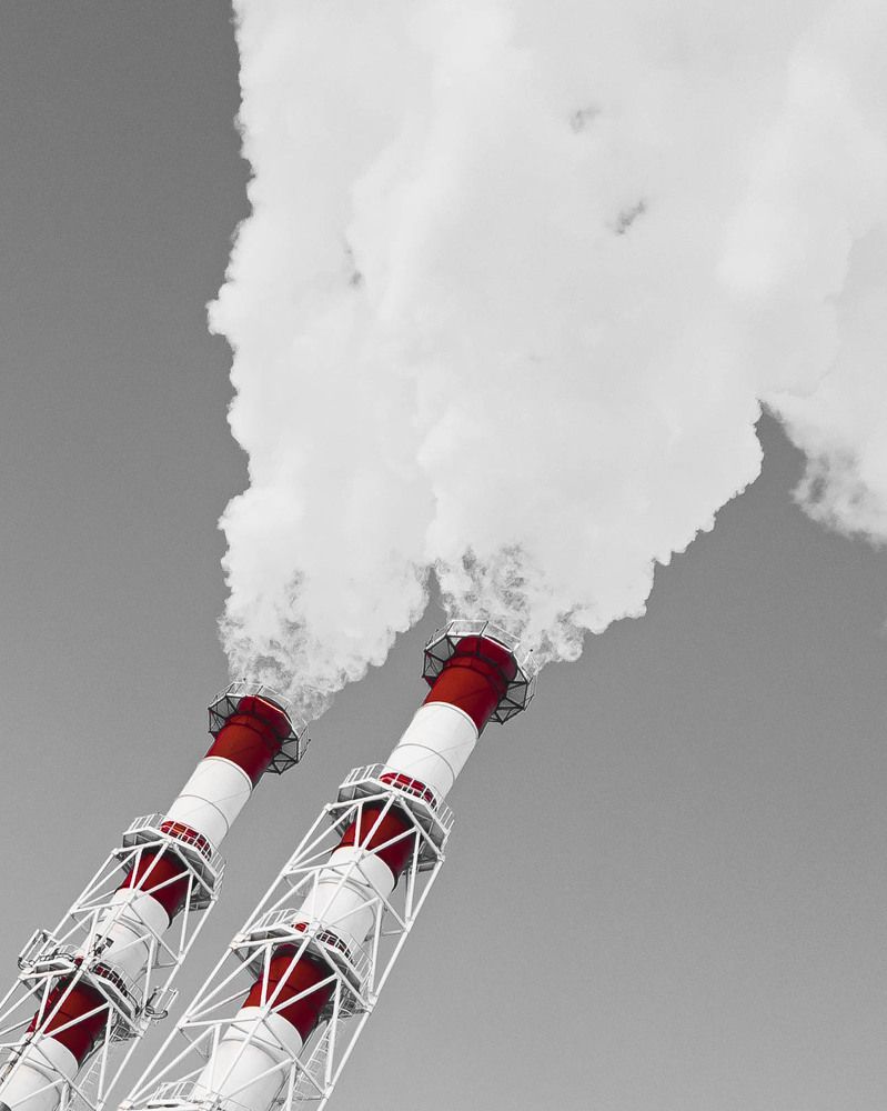 Фотография автора романов олег