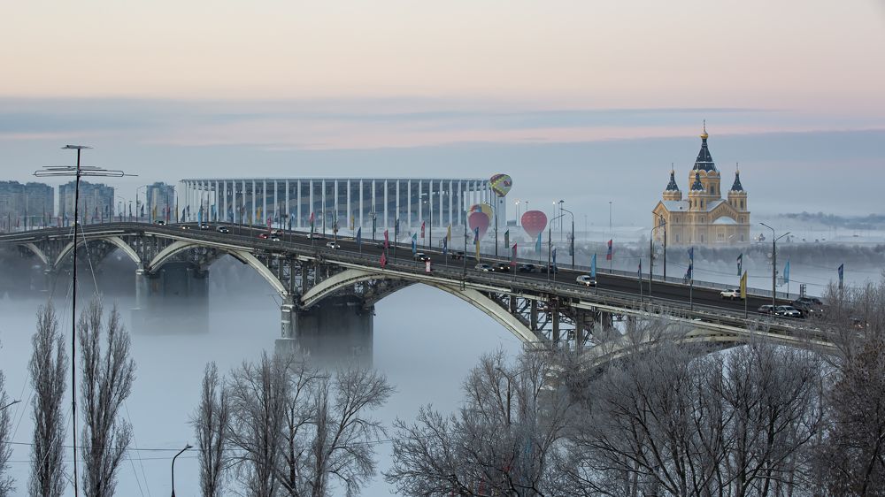 Нижний Новгород в морозном тумане