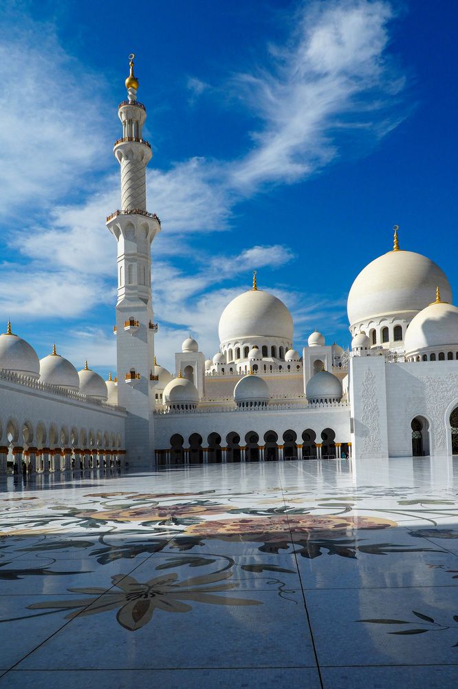 Фрагменты архитектуры знаменитой Мечети Шейха Зайда. Абу Даби.Декабрь 2022 года.