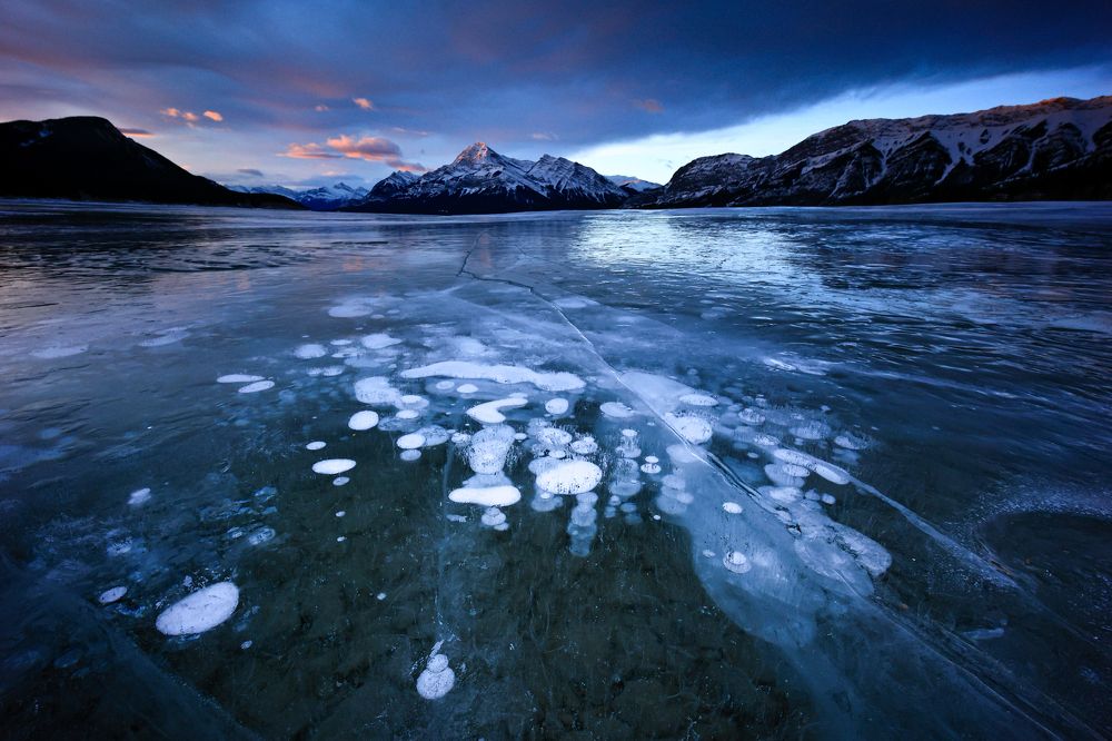 Daybreak on ice bubble