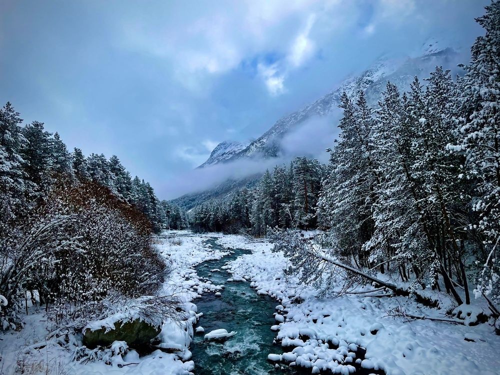 Вид на реку Баксан в Приэльбрусье