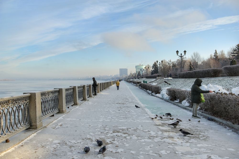 Утро на набережной Самары