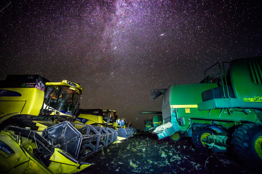 На нивах земных и небесных