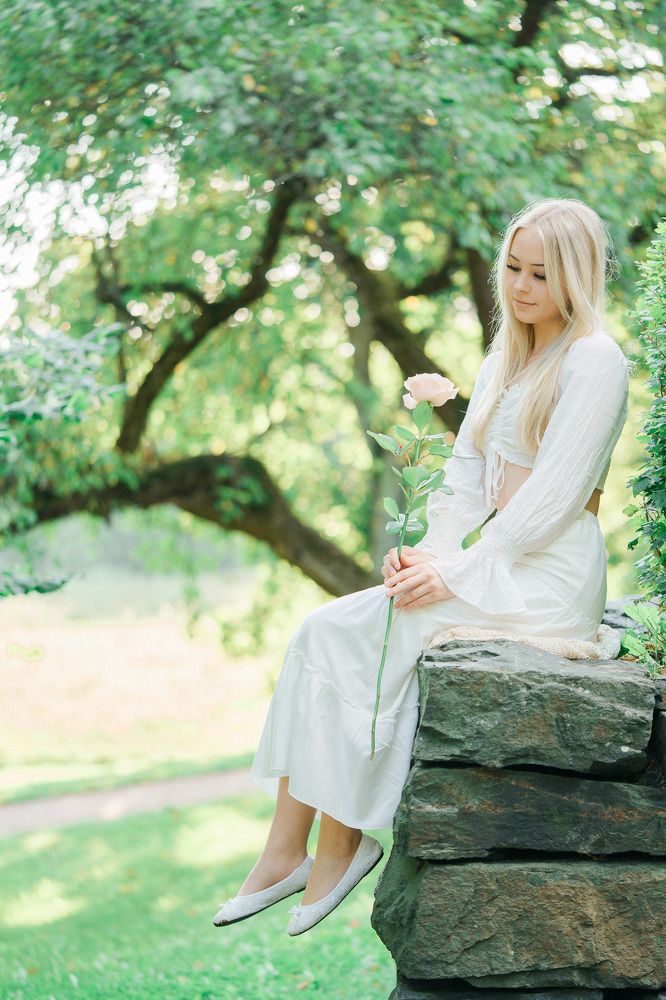 Photograph by helga golubew